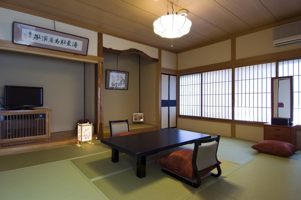 Ekinariya Ryokan Kusatsu  Chambre photo