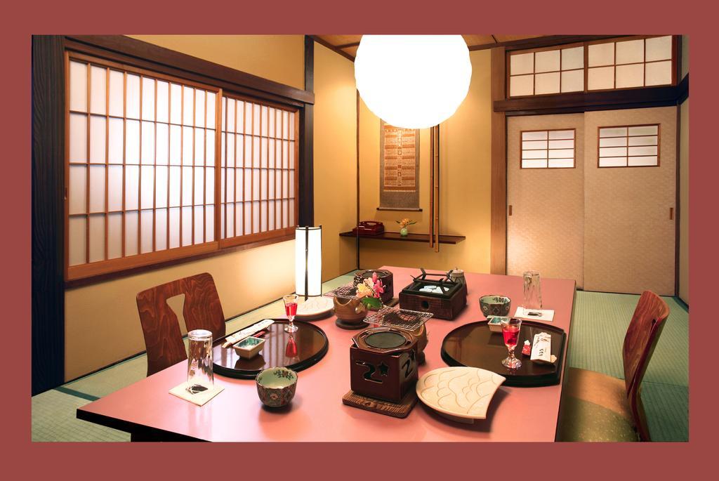 Ekinariya Ryokan Kusatsu  Extérieur photo